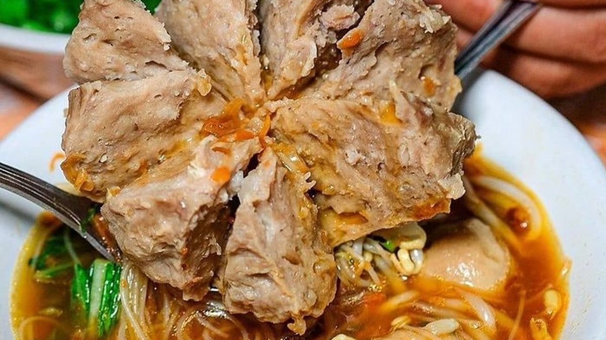 Malam Berkesan di Cilacap dengan Bakso Aci Legendaris